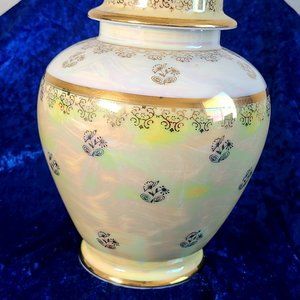 KUDO TOKI Fancy China Ginger Jar yellow and Gold Lustreware